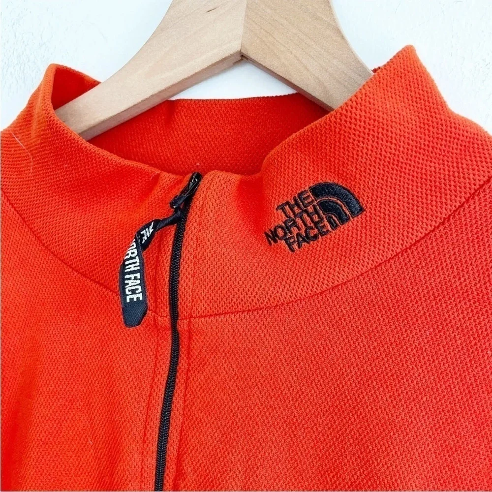 The North Face Men's 1/4 Zip Mock Neck Pullover Sweater Orange XL